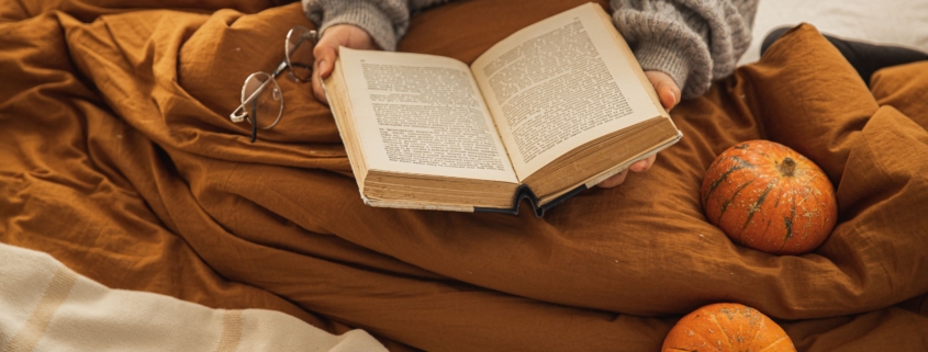 fall reading nook